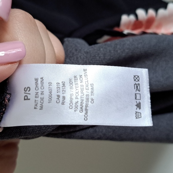 Dynamite Floral Dress - Picture 4 of 4